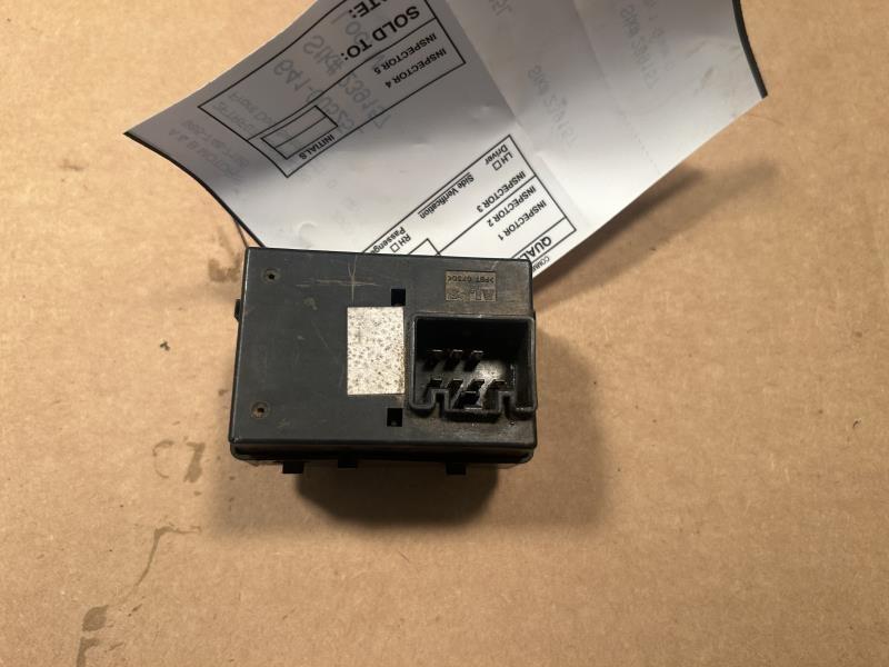 Window Master Switch from a 2003 Ford F-150, left side, photo 4