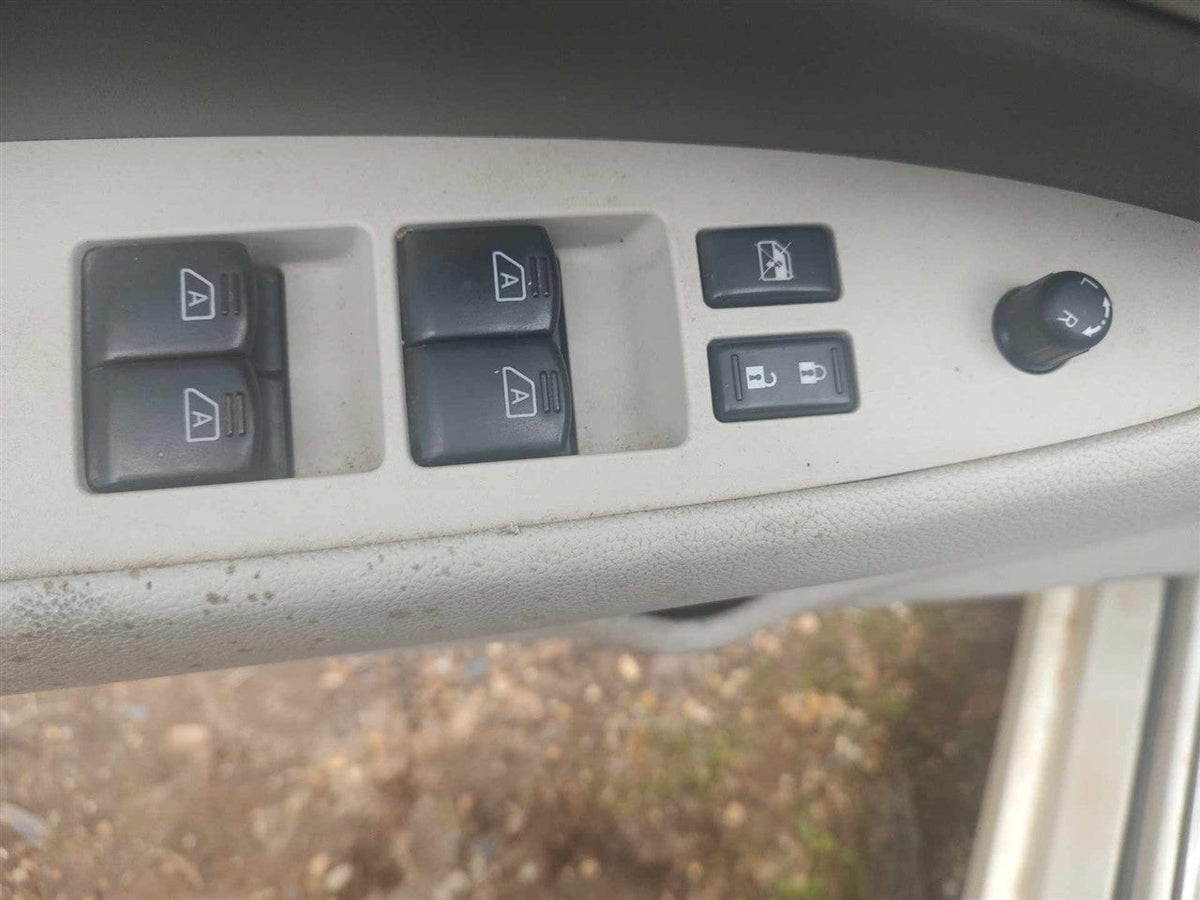 Window Master Switch from a 2012 Infiniti G37, left side, photo 1