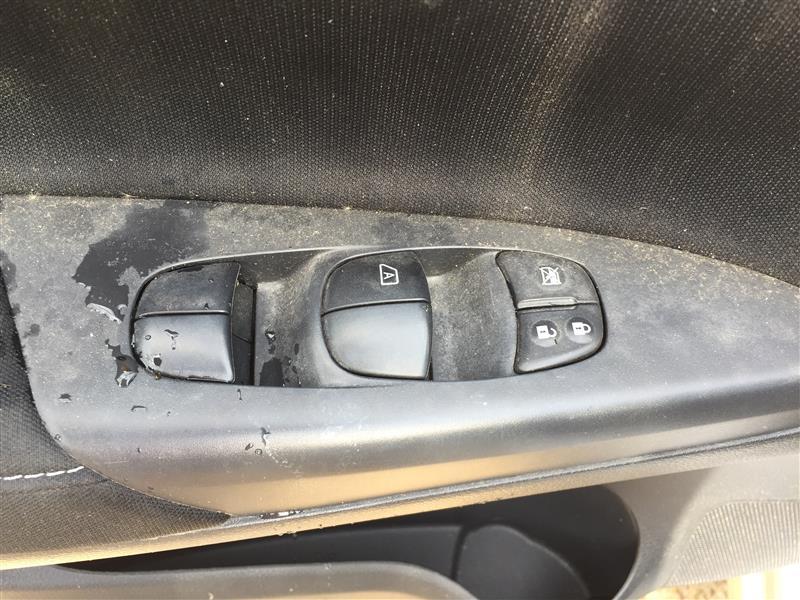 Window Master Switch from a 2015 Nissan Sentra, left side, photo 1