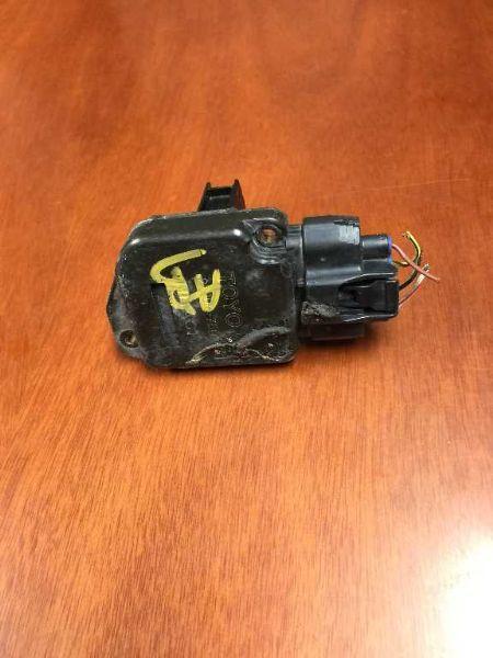 Air Flow Meter from a 2003 Toyota 4Runner, photo 1