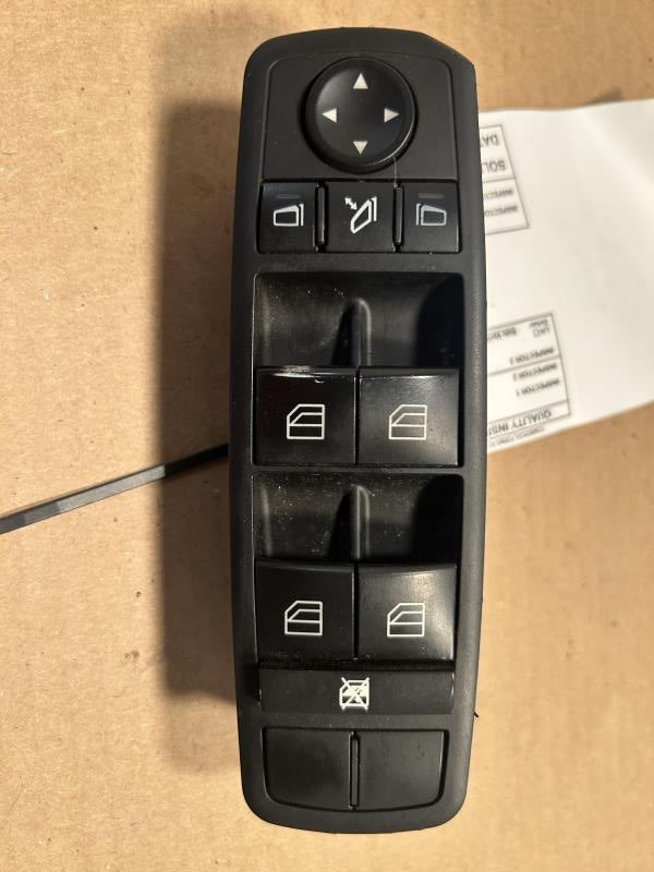 Window Master Switch from a 2011 Mercedes-Benz ML-Class, left side, photo 2