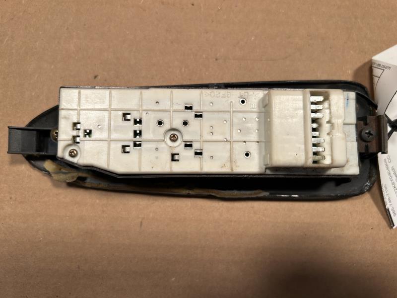Window Master Switch from a 2000 Toyota Camry, left side, photo 2