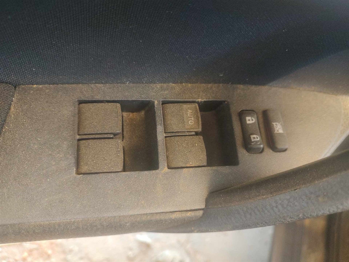 Window Master Switch from a 2015 Toyota Corolla, left side, photo 1