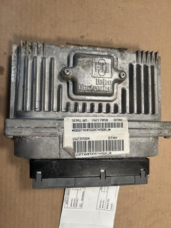 Engine Control Module (ECM/PCM) from a 1997 Buick LeSabre, photo 2
