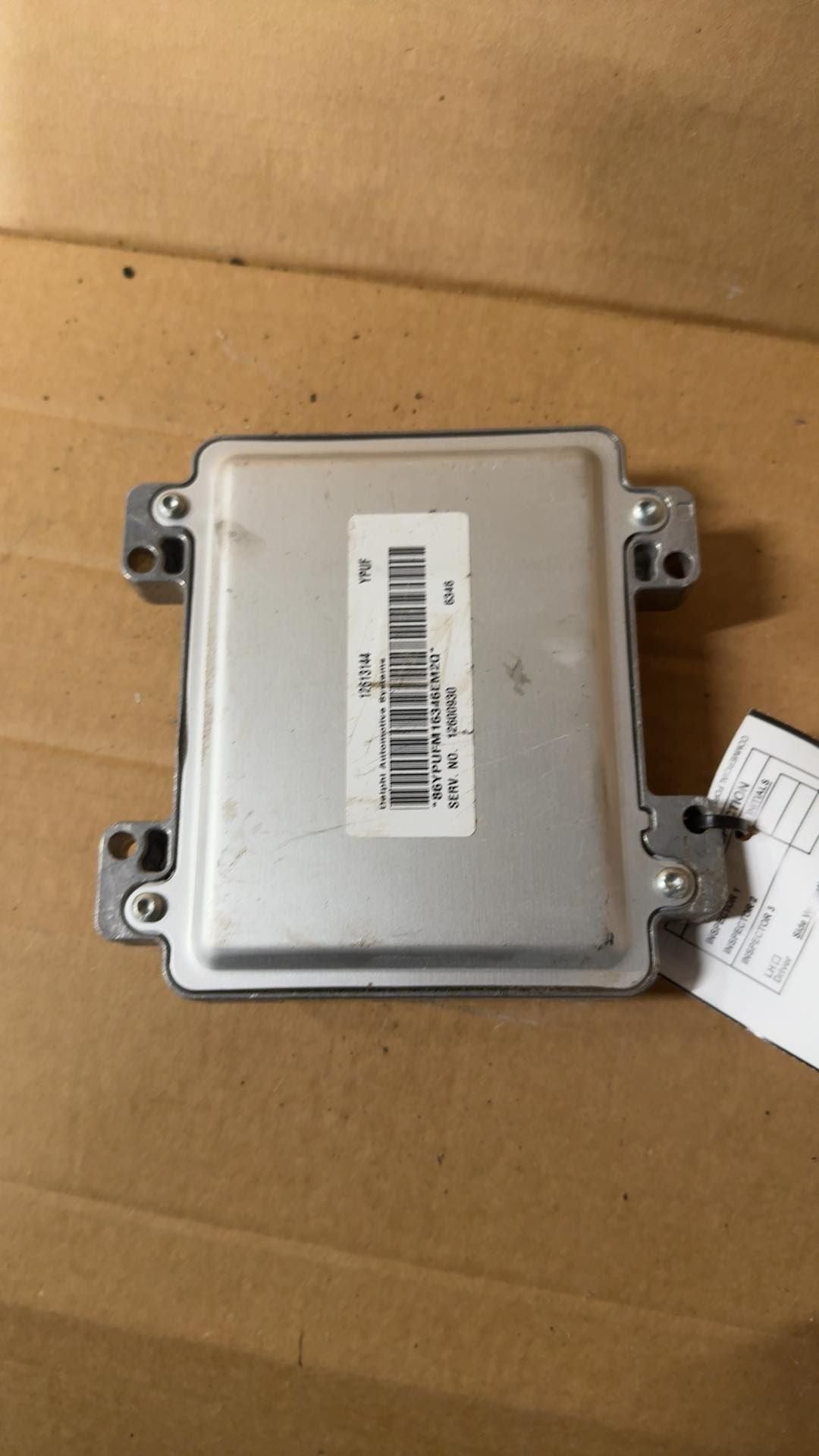 Engine Control Module (ECM/PCM) from a 2007 Buick Lucerne, photo 2