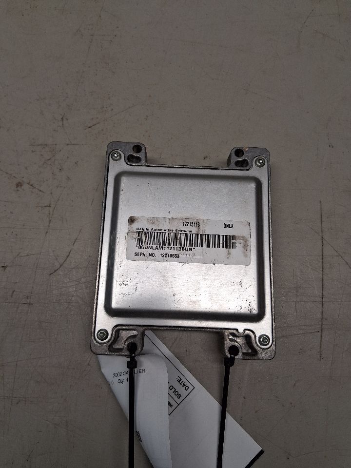 Engine Control Module (ECM/PCM) from a 2002 Chevrolet Cavalier, photo 4