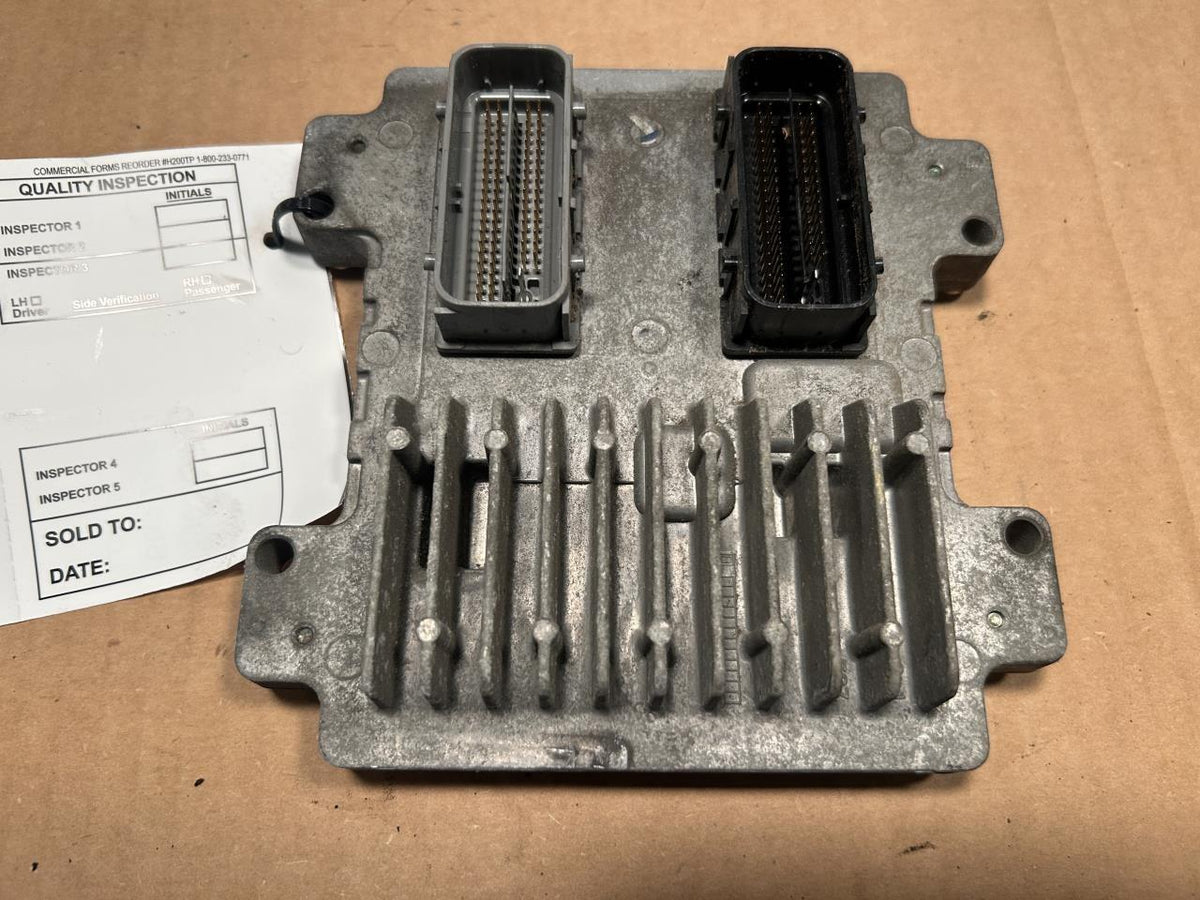 Engine Control Module (ECM/PCM) from a 2009 Chevrolet Cobalt, photo 1