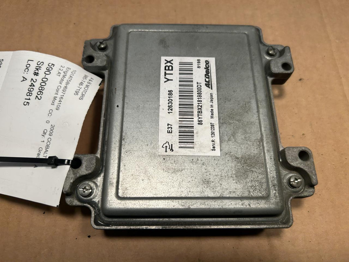 Engine Control Module (ECM/PCM) from a 2009 Chevrolet Cobalt, photo 2
