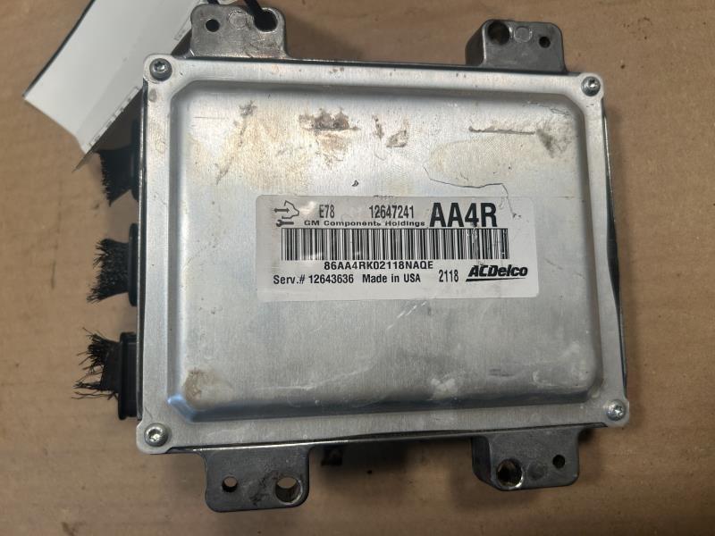 Engine Control Module (ECM/PCM) from a 2012 Chevrolet Cruze, photo 2