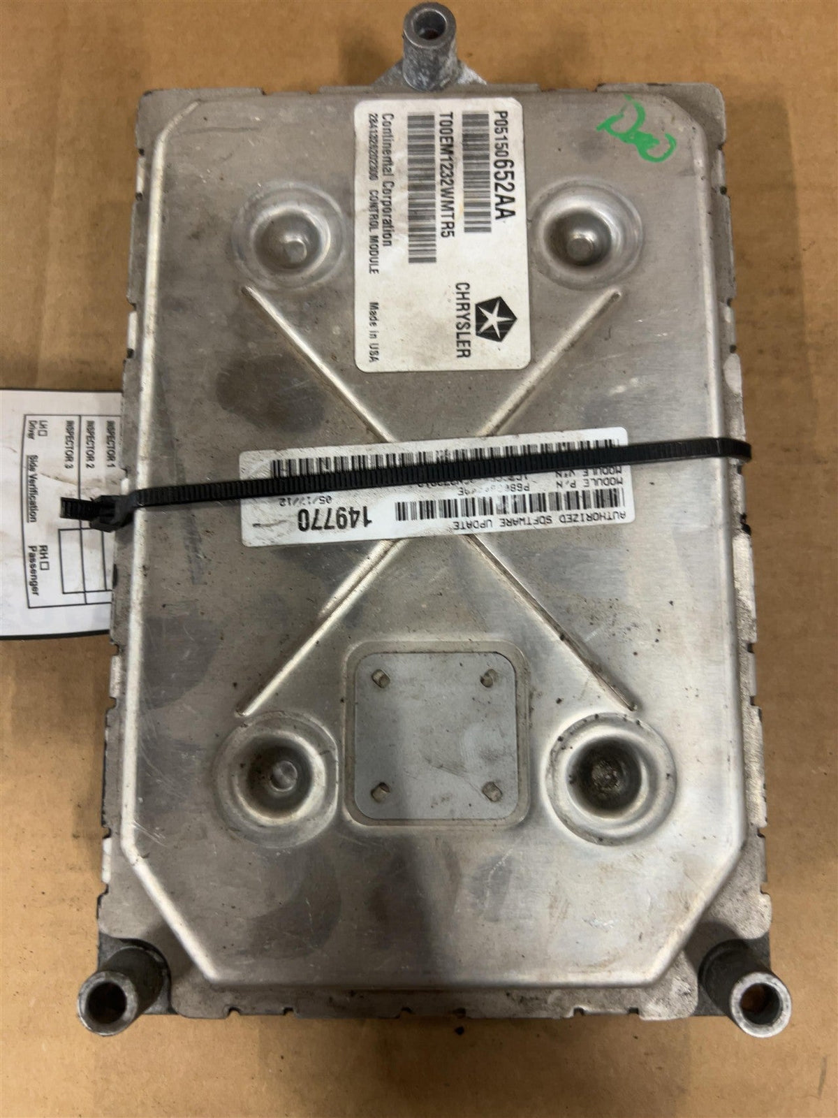 Engine Control Module (ECM/PCM) from a 2012 Chrysler 200, photo 2