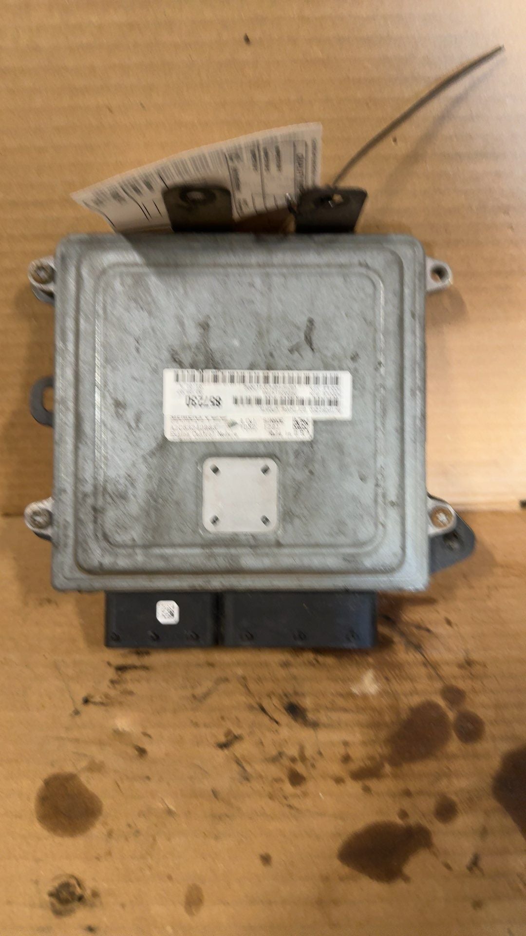 Engine Control Module (ECM/PCM) from a 2007 Dodge Caliber, photo 2