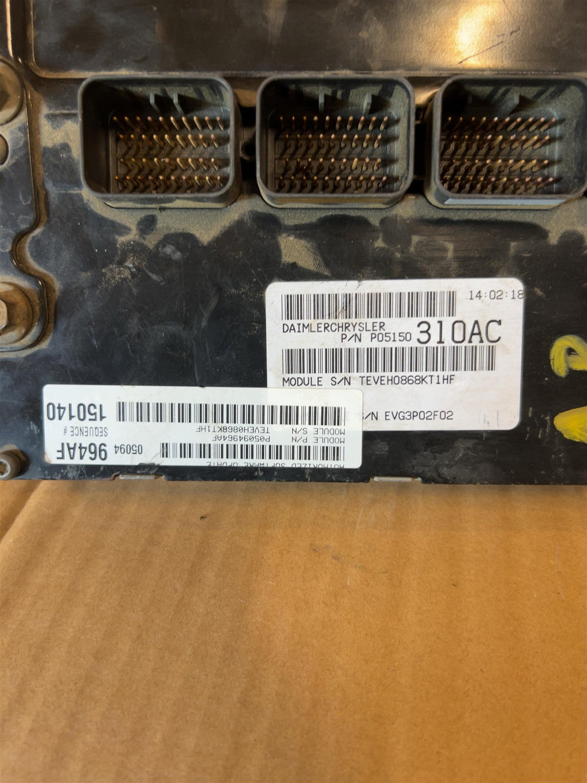 Engine Control Module (ECM/PCM) from a 2008 Dodge Charger, photo 3