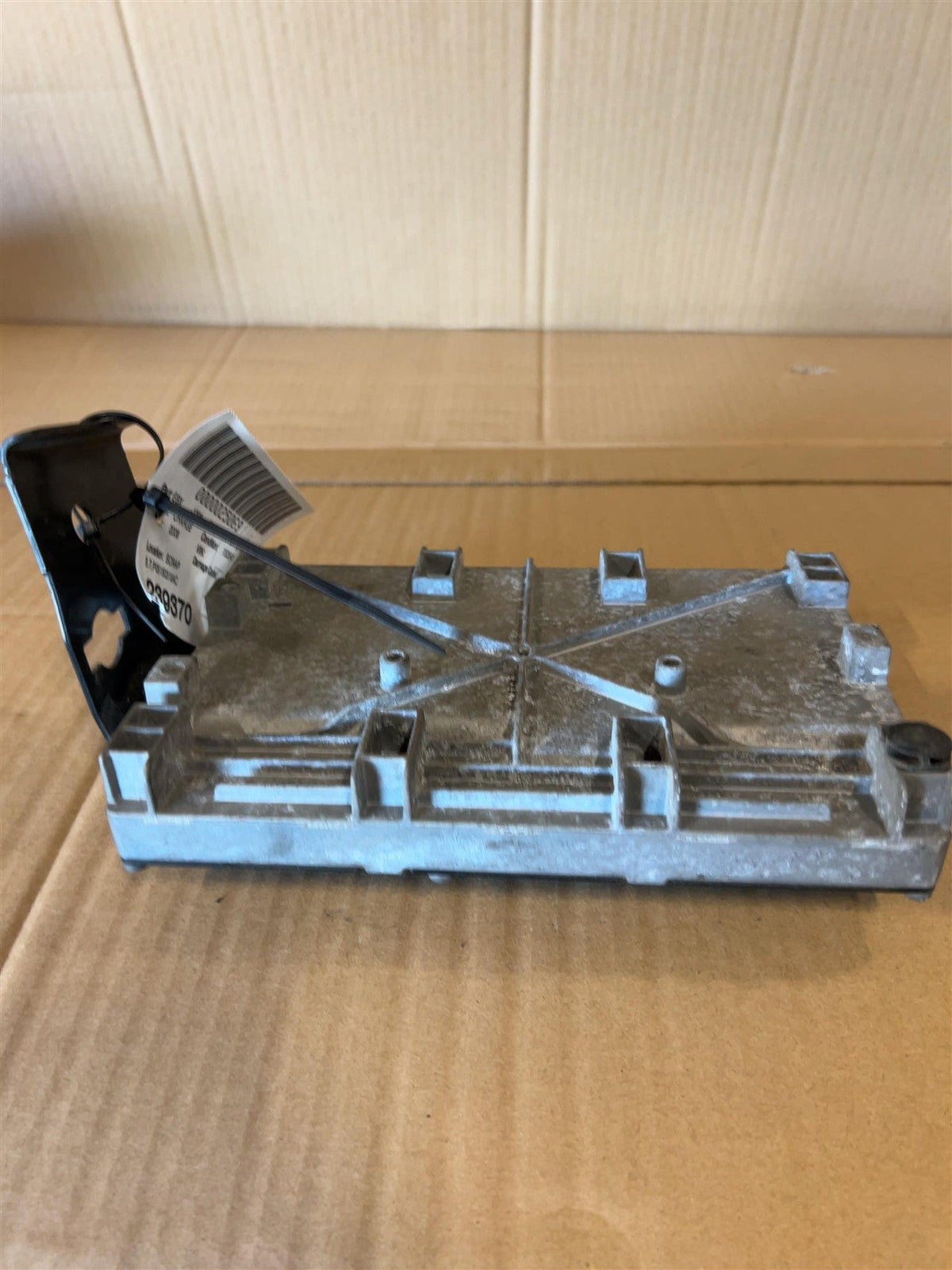 Engine Control Module (ECM/PCM) from a 2008 Dodge Charger, photo 4