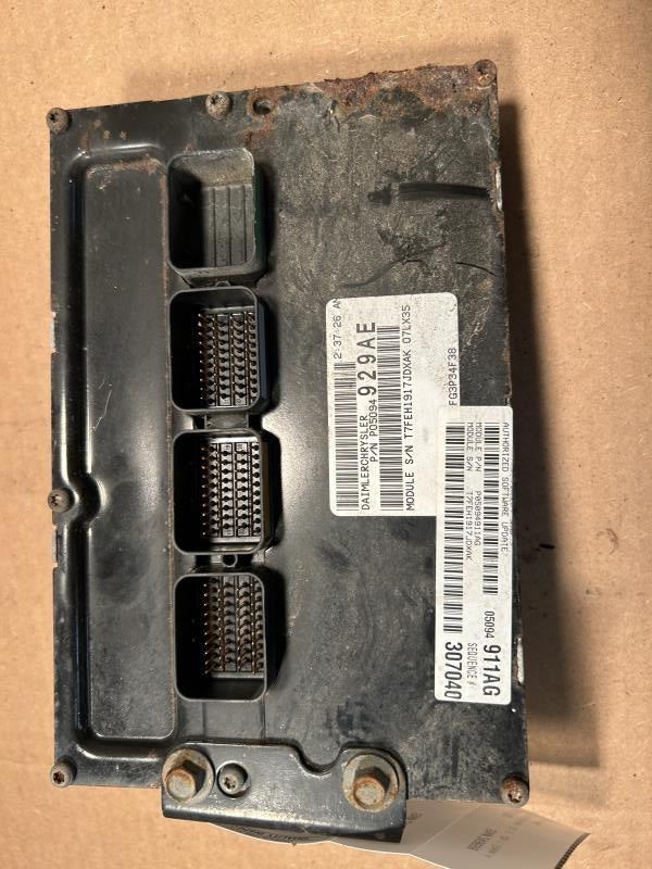 Engine Control Module (ECM/PCM) from a 2007 Dodge, photo 1
