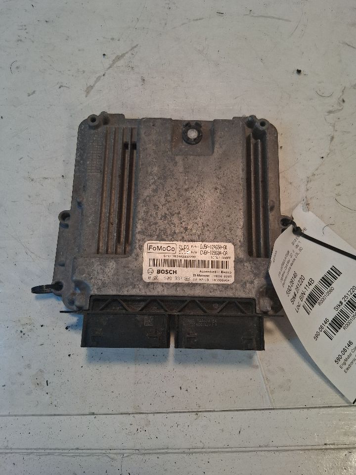 Engine Control Module (ECM/PCM) from a 2013 Ford Escape, photo 4