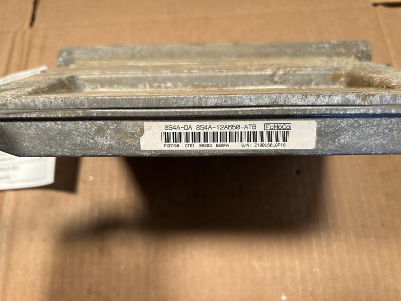 Engine Control Module (ECM/PCM) from a 2008 Ford Focus, photo 2