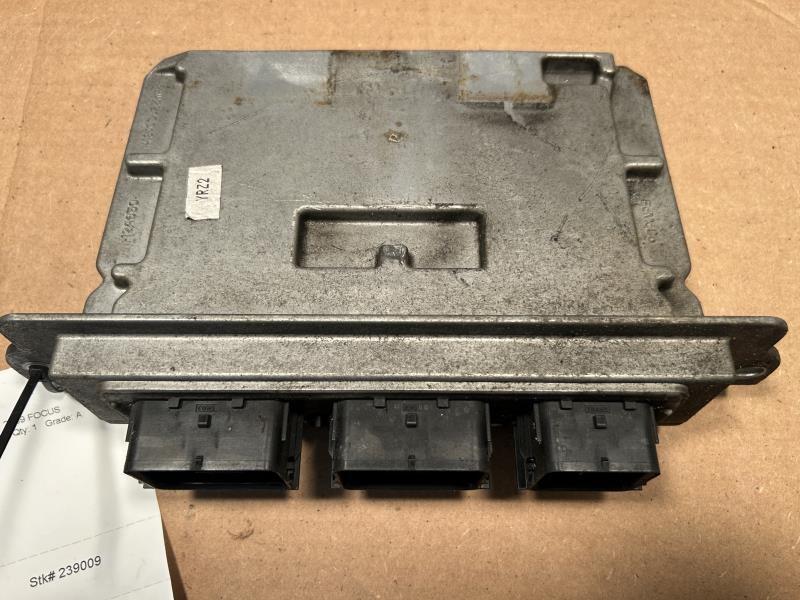 Engine Control Module (ECM/PCM) from a 2009 Ford Focus, photo 2