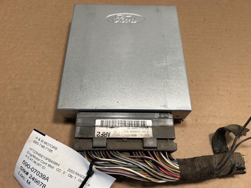 Engine Control Module (ECM/PCM) from a 2003 Ford Ranger, photo 1