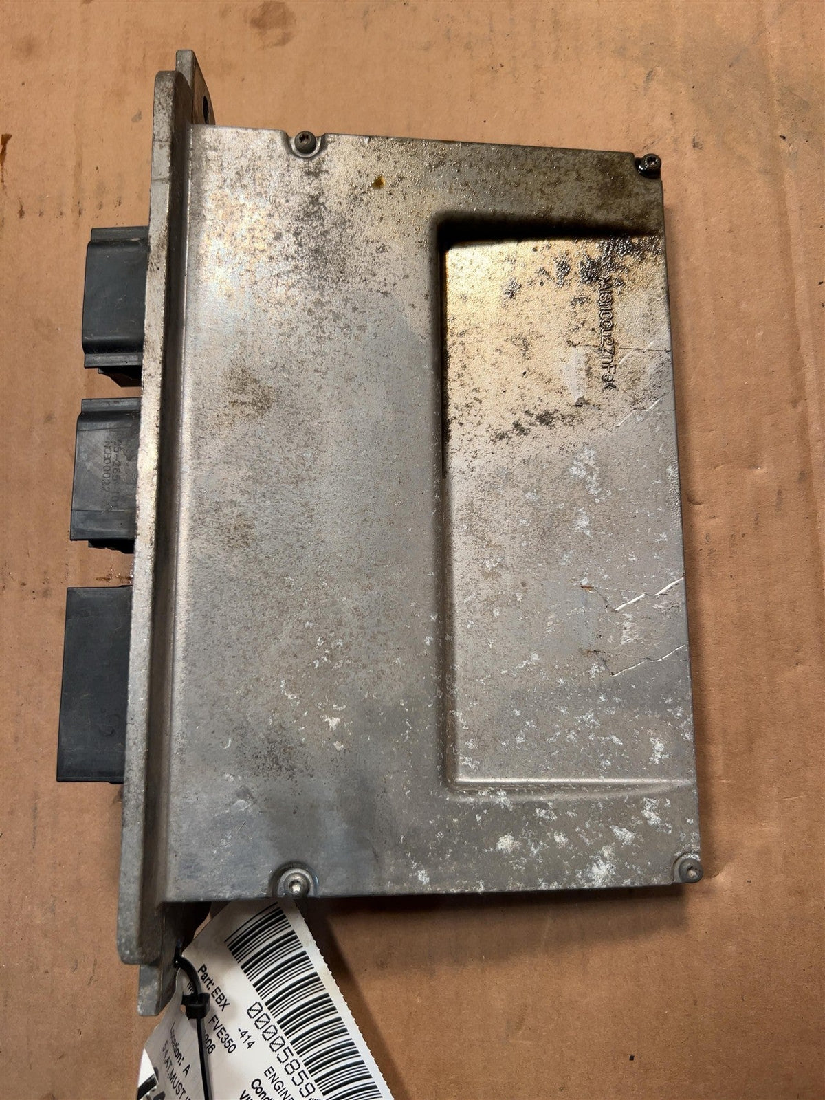 Engine Control Module (ECM/PCM) from a 2006 Ford, photo 1