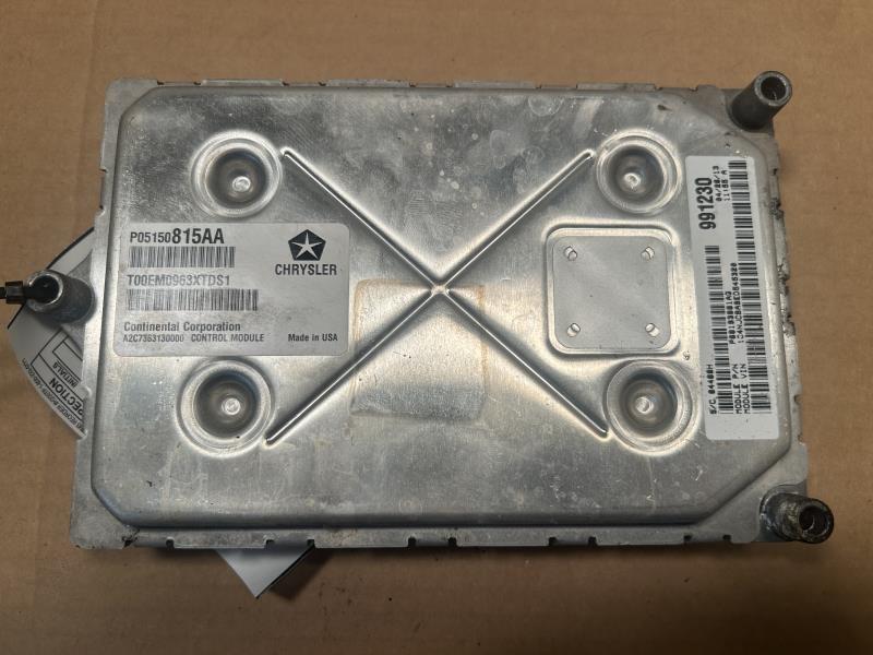 Engine Control Module (ECM/PCM) from a 2014 Jeep Compass, photo 1