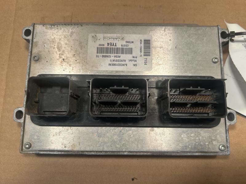 Engine Control Module (ECM/PCM) from a 2010 Lincoln MKZ, photo 2
