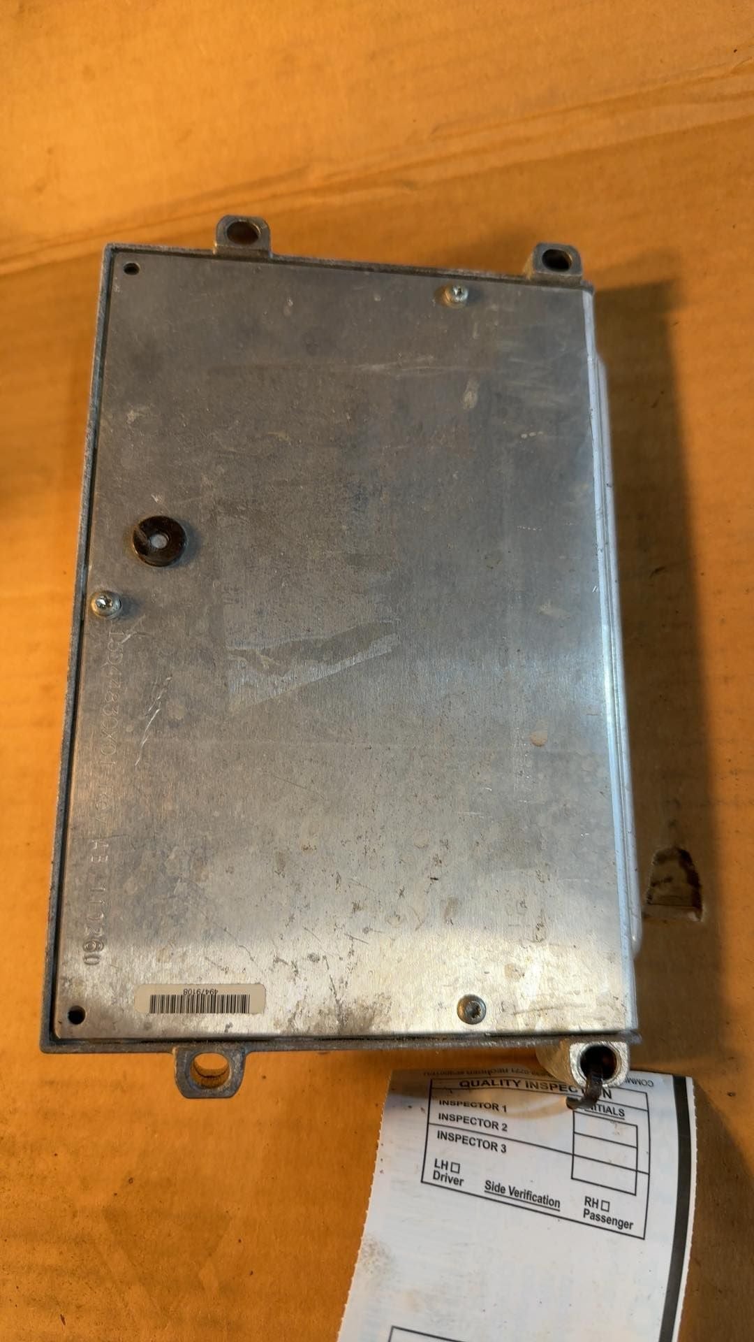 Engine Control Module (ECM/PCM) from a 2011 Lincoln MKZ, photo 2