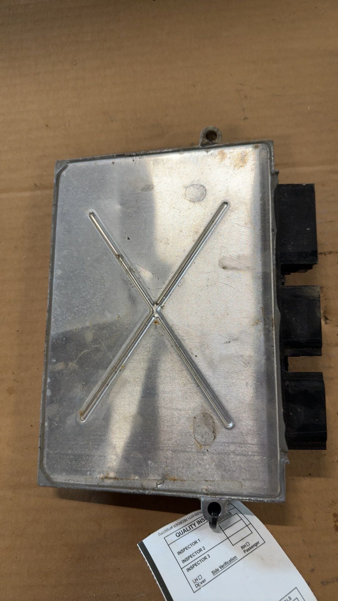 Engine Control Module (ECM/PCM) from a 2008 Mercury Grand Marquis, photo 2