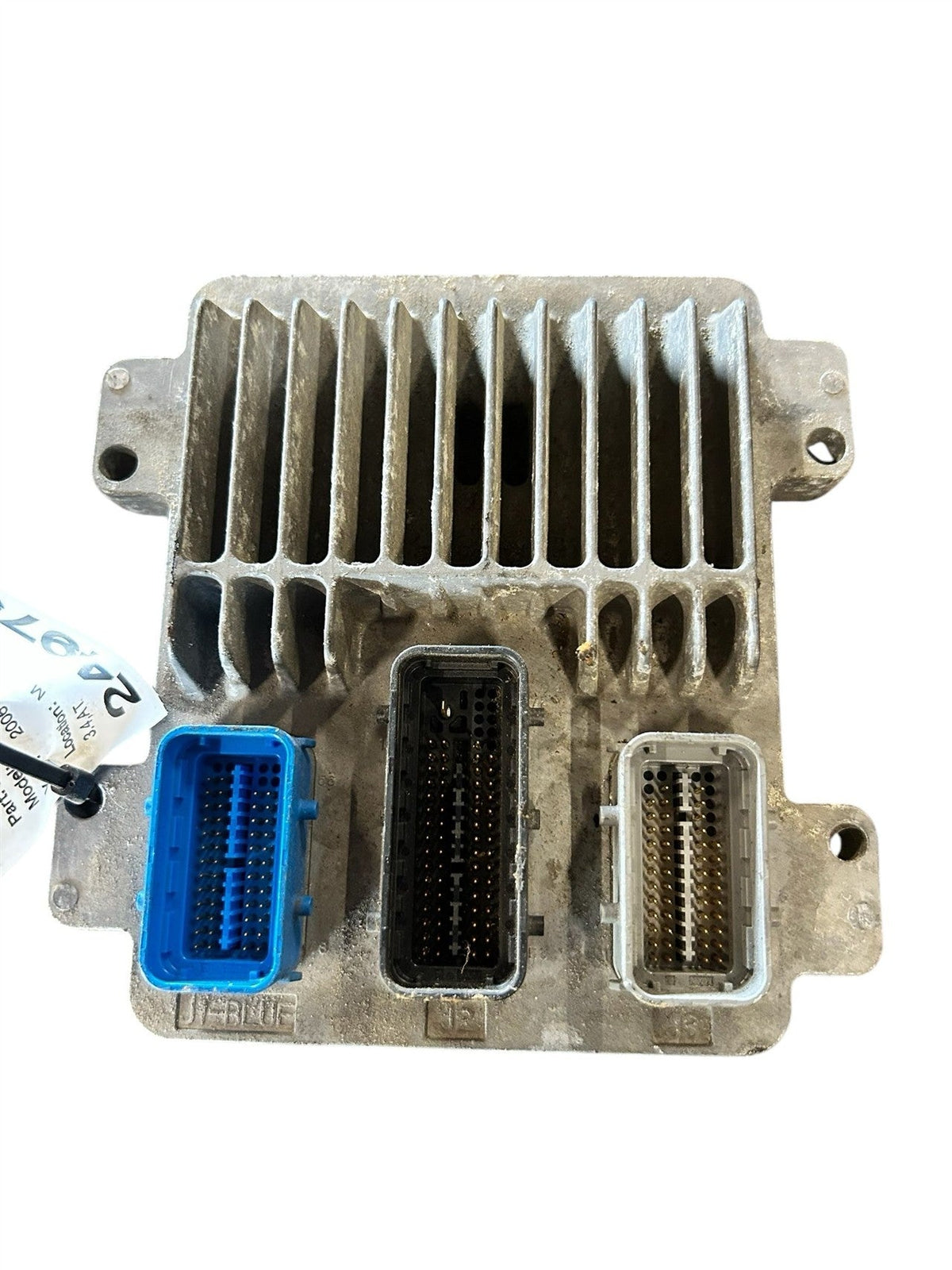 Engine Control Module (ECM/PCM) from a 2006 Pontiac, photo 1