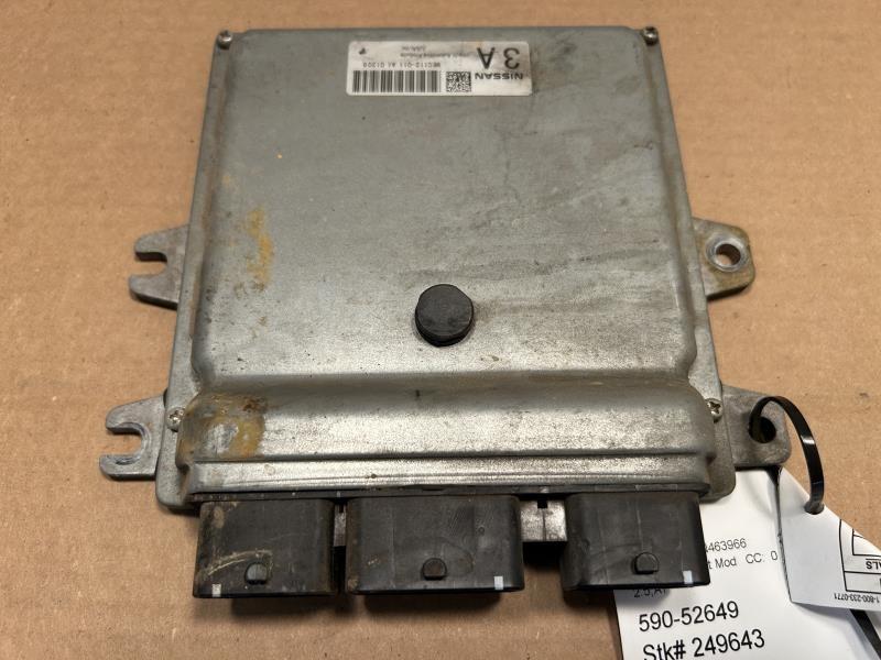 Engine Control Module (ECM/PCM) from a 2010 Nissan Altima, photo 1