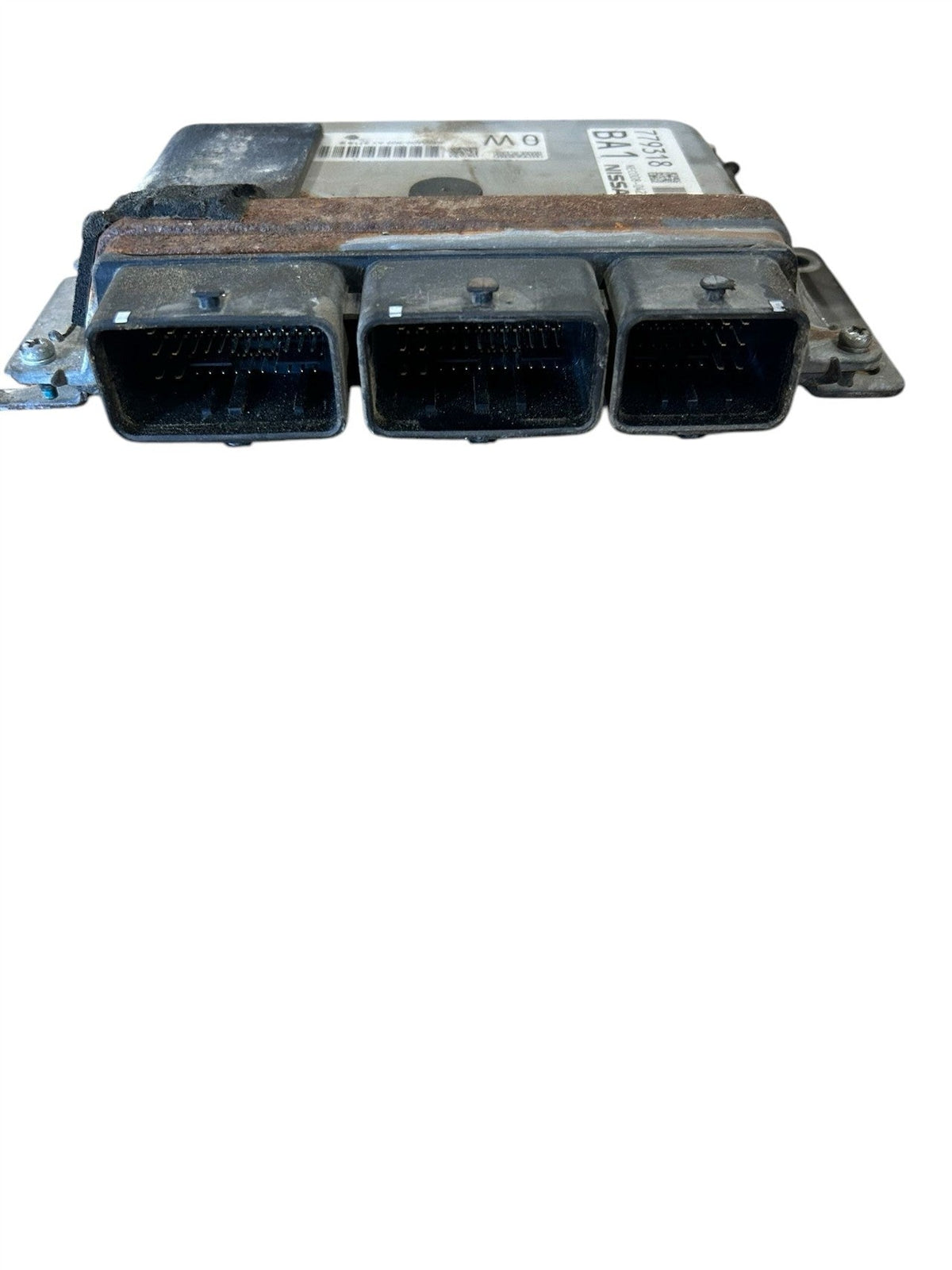 Engine Control Module (ECM/PCM) from a 2014 Nissan Altima, photo 2
