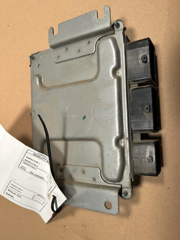 Engine Control Module (ECM/PCM) from a 2017 Nissan Maxima, photo 2