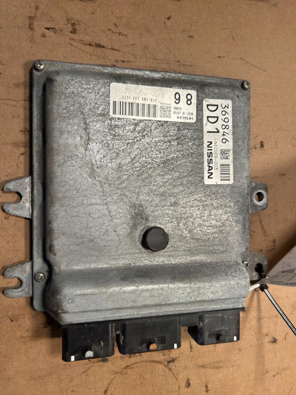 Engine Control Module (ECM/PCM) from a 2014 Nissan Maxima, photo 1