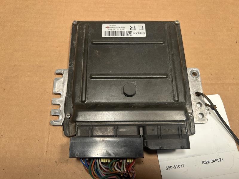 Engine Control Module (ECM/PCM) from a 2007 Nissan, photo 1
