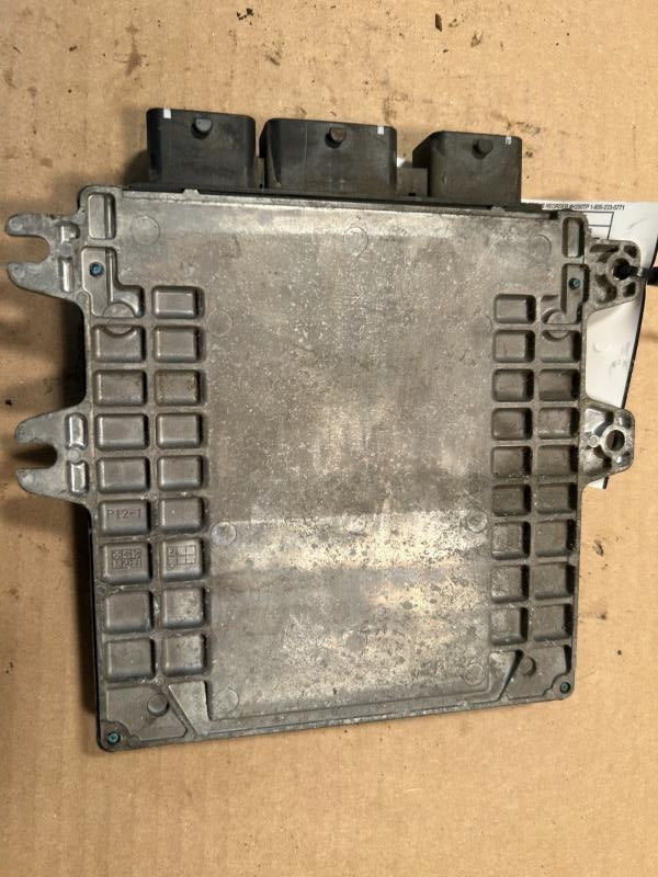 Engine Control Module (ECM/PCM) from a 2013 Nissan Rogue, photo 2
