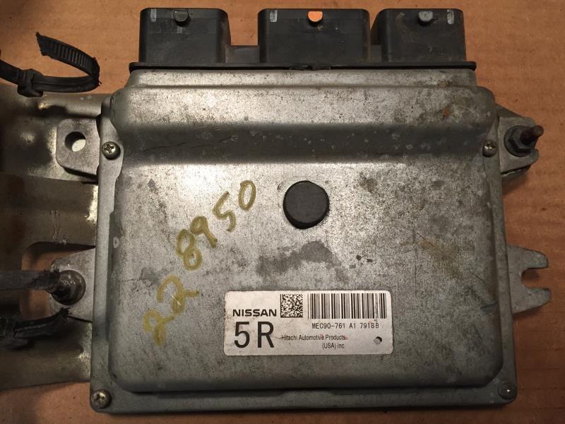 Engine Control Module (ECM/PCM) from a 2008 Nissan Sentra, photo 1