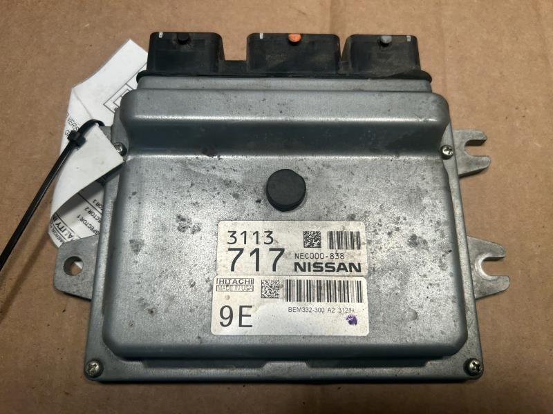 Engine Control Module (ECM/PCM) from a 2013 Nissan Versa, photo 1