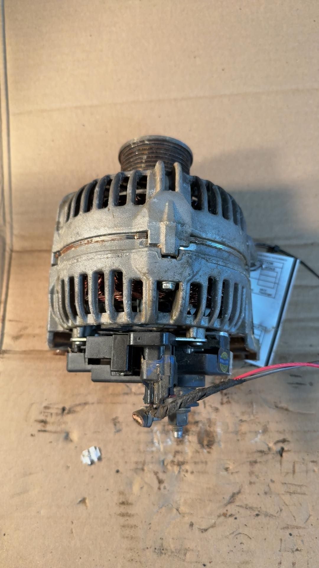 Alternator from a 2007 Dodge Ram 2500, photo 1