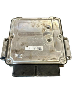Engine Control Module (ECM/PCM) from a 2015 Hyundai Tucson, photo 1