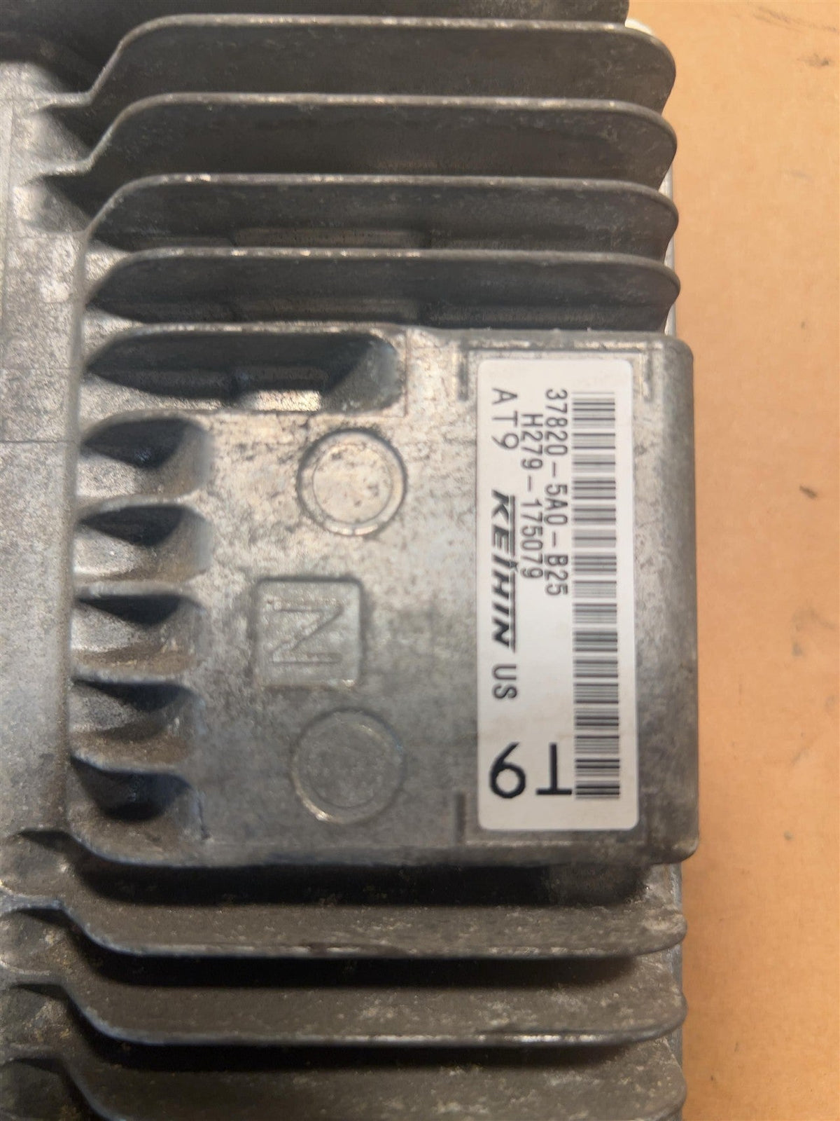 Engine Control Module (ECM/PCM) from a 2017 Honda Accord, photo 3