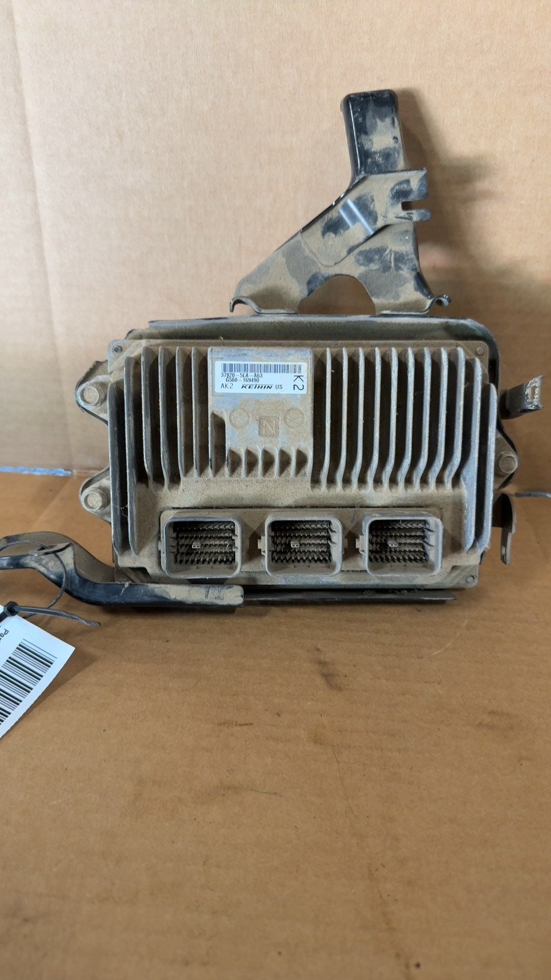 Engine Control Module (ECM/PCM) from a 2015 Honda CR-V, photo 1