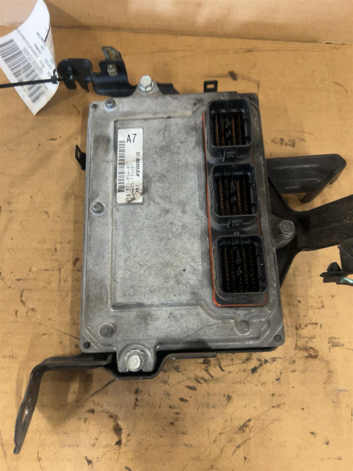 Engine Control Module (ECM/PCM) from a 2009 Honda Odyssey, photo 1