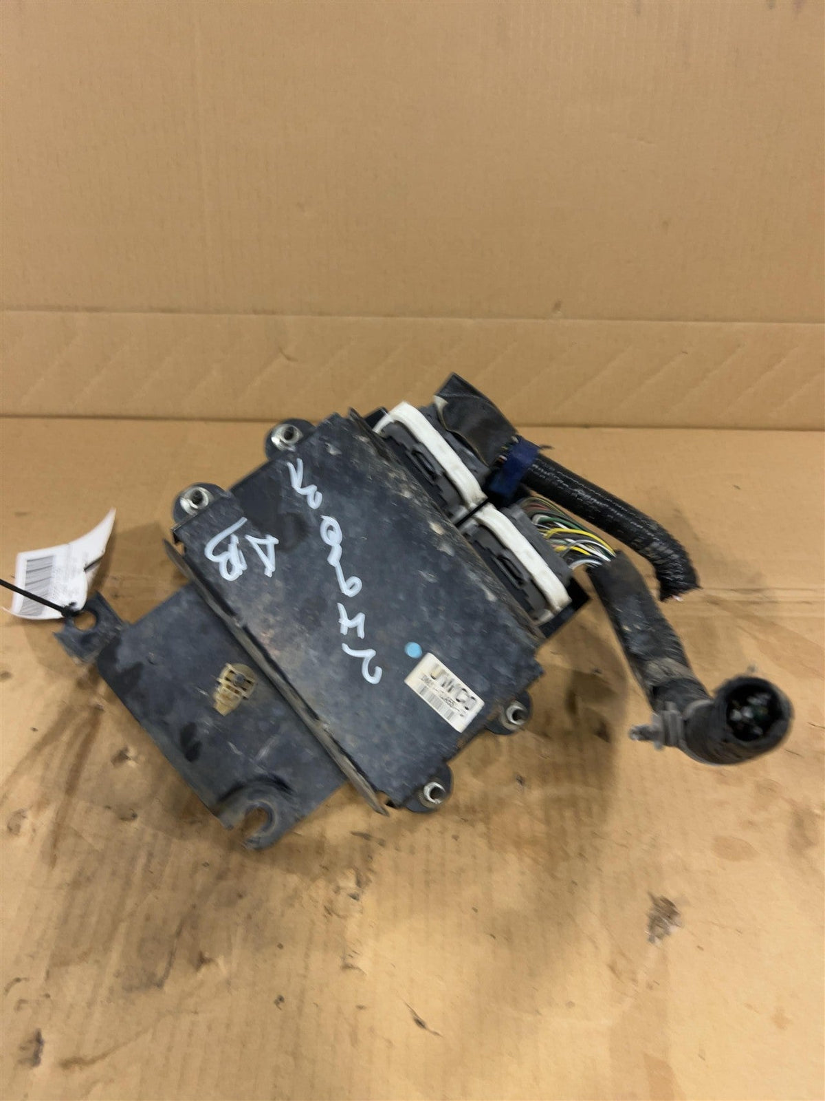 Engine Control Module (ECM/PCM) from a 2013 Mazda 6, photo 1