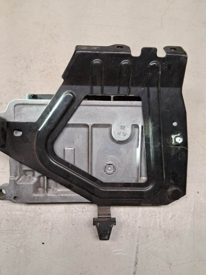 Engine Control Module (ECM/PCM) from a 2013 Mazda CX-5, photo 4