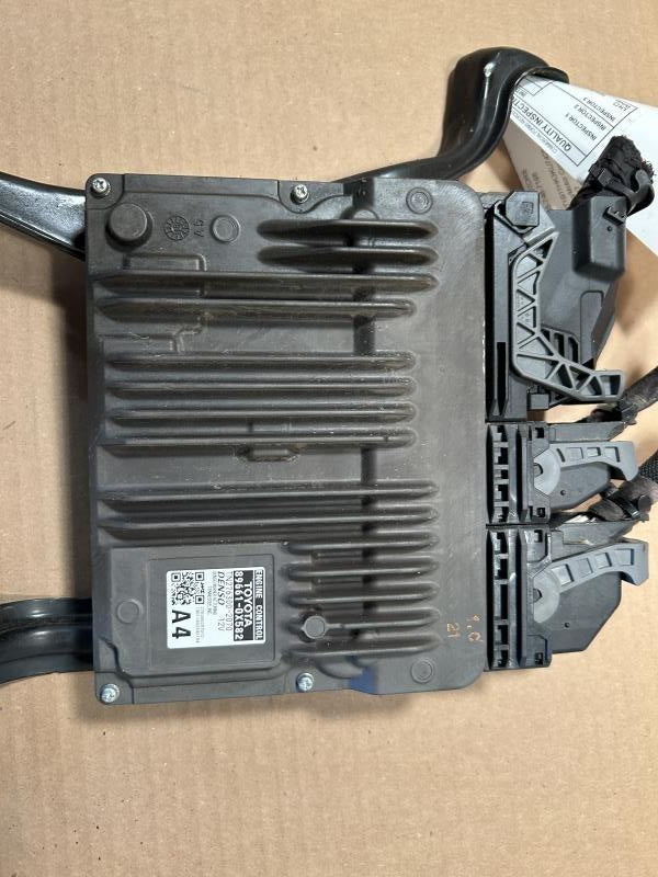 Engine Control Module (ECM/PCM) from a 2019 Toyota Camry, photo 1