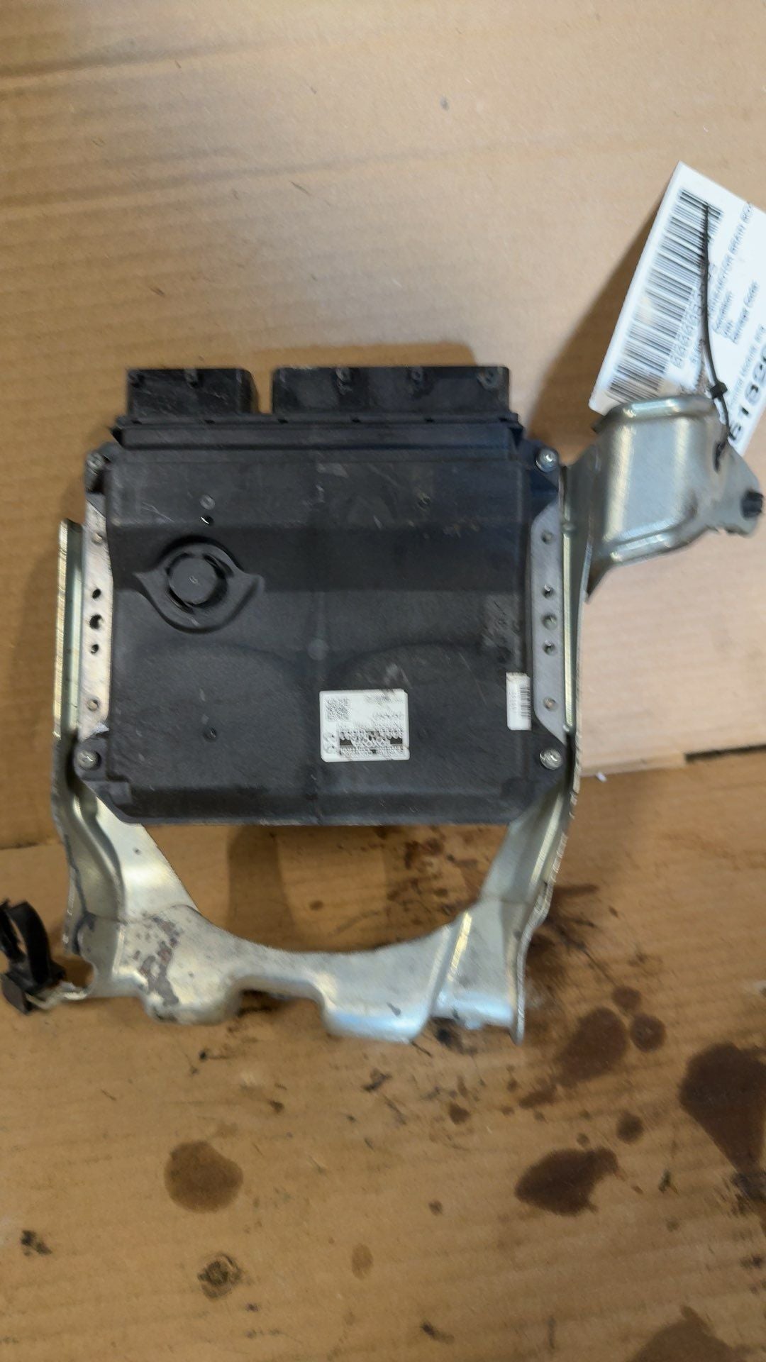 Engine Control Module (ECM/PCM) from a 2009 Toyota Camry, photo 1