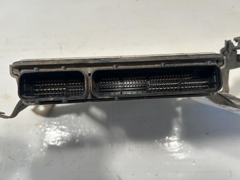 Engine Control Module (ECM/PCM) from a 2015 Toyota Corolla, photo 2