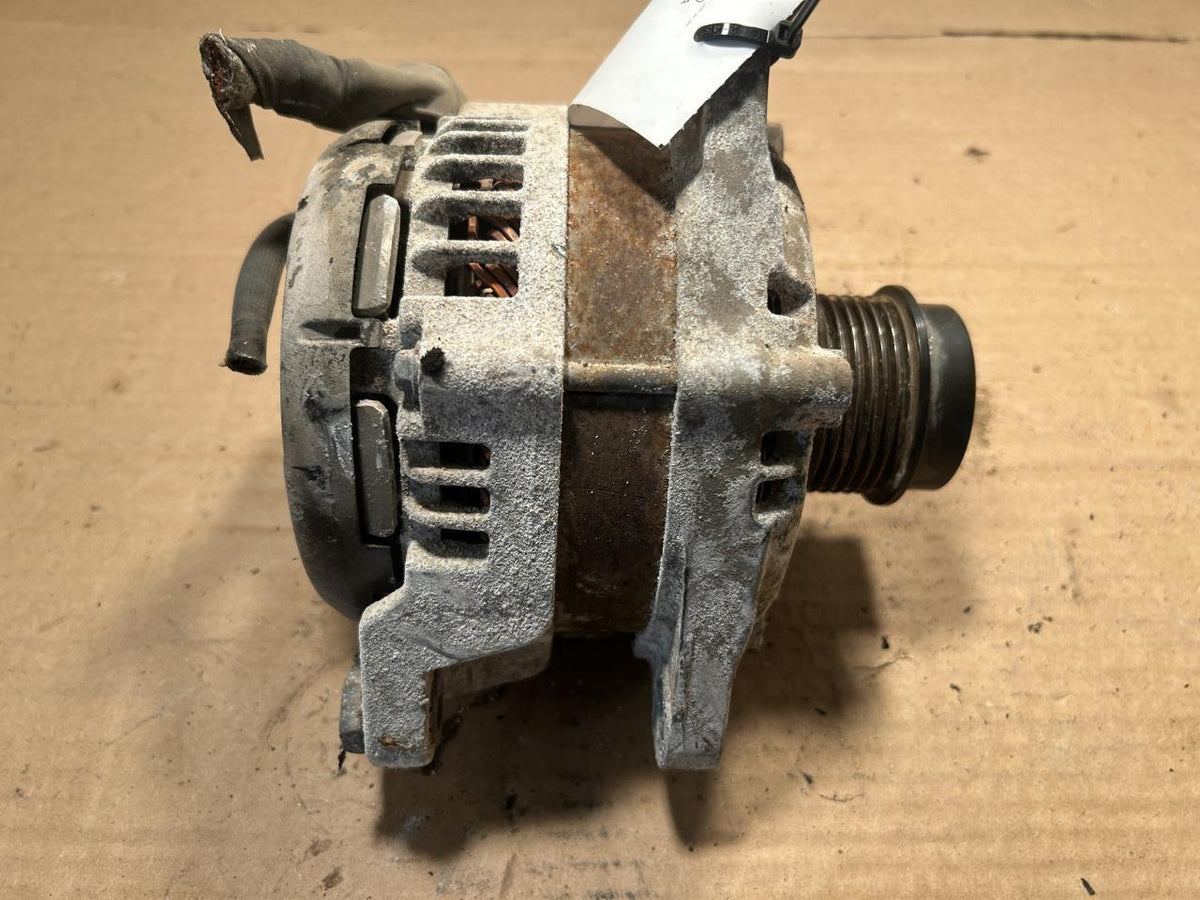 Alternator from a 2016 Ford F-150, photo 1