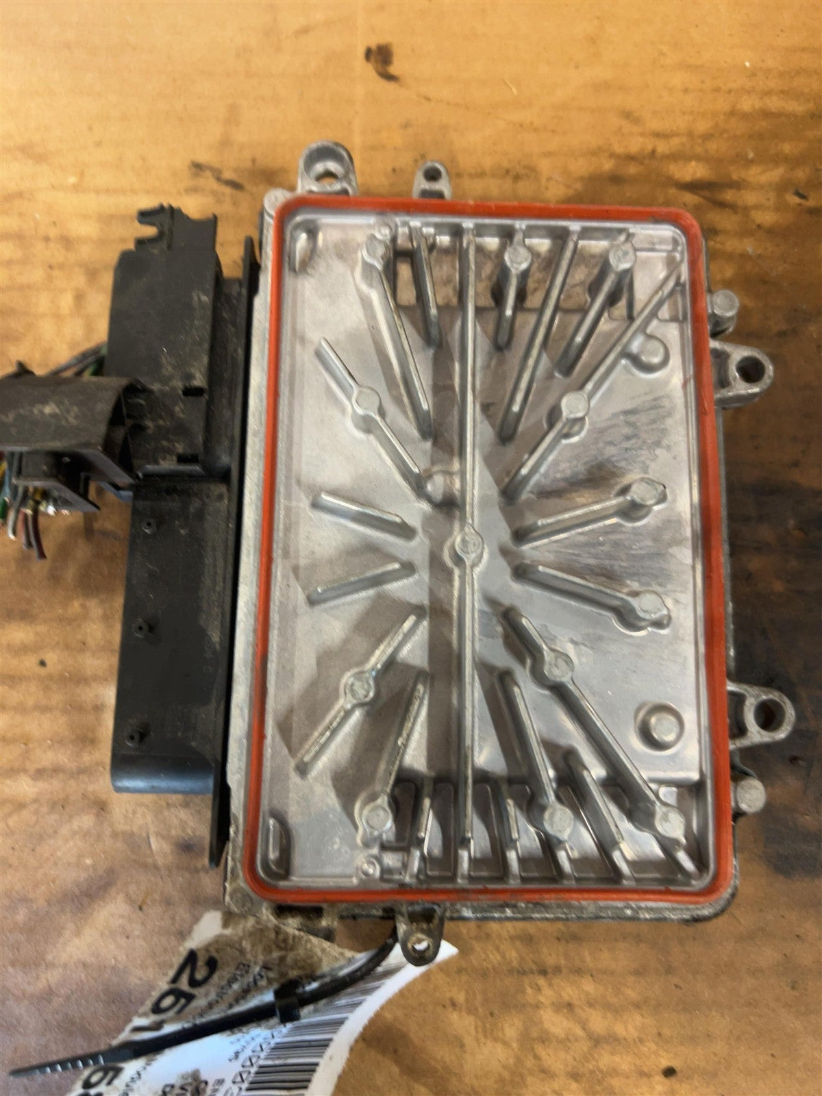 Engine Control Module (ECM/PCM) from a 2005 Volvo, photo 1