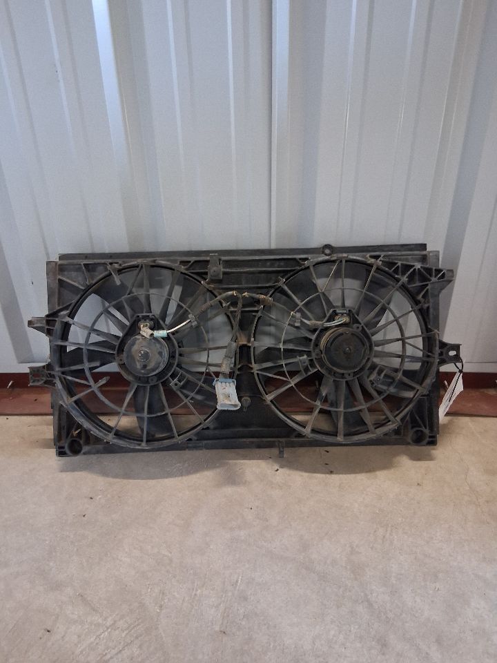 Used OEM Radiator Fan Assembly, photo 1