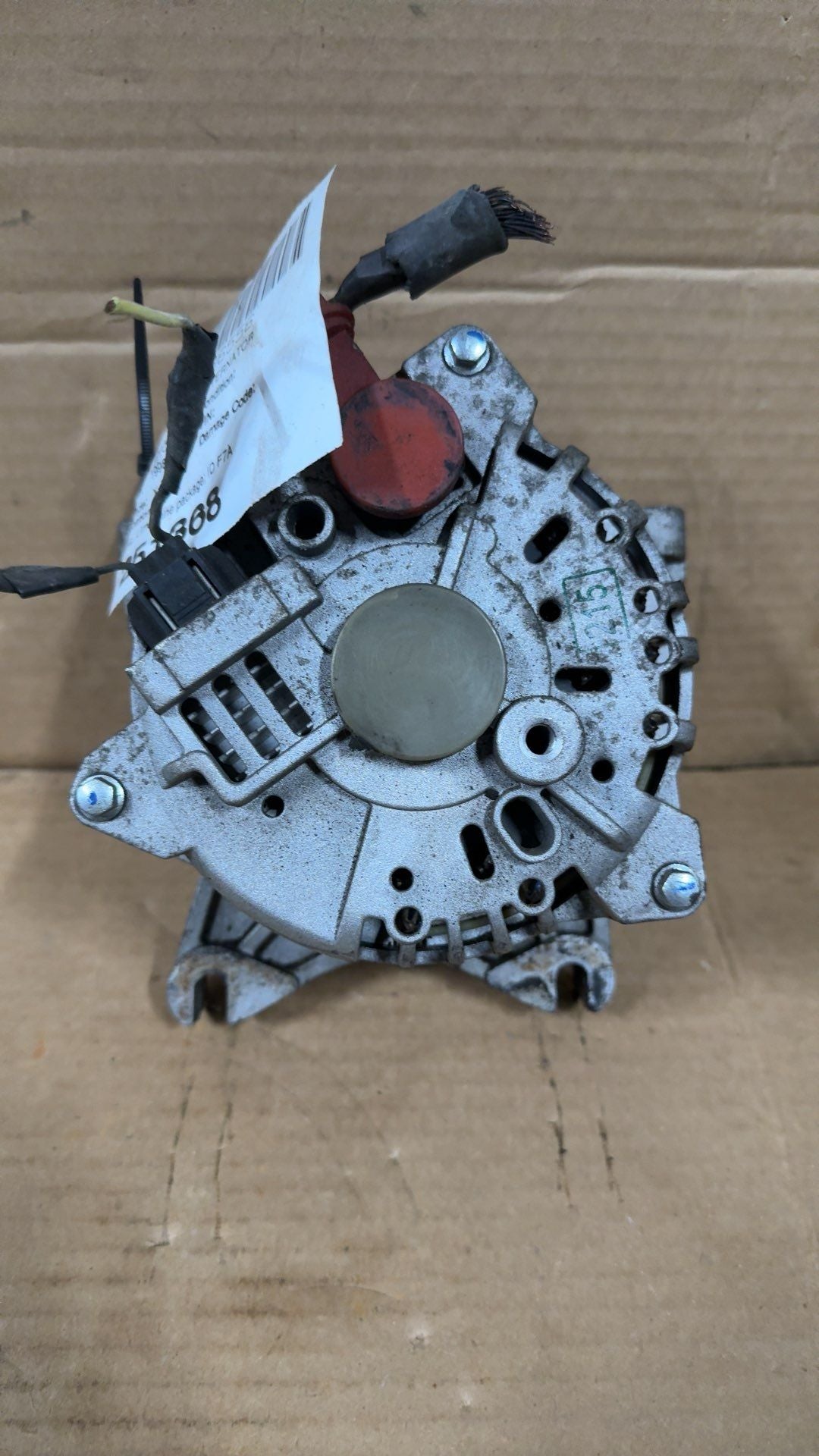 Alternator from a 1998 Lincoln Continental, photo 2